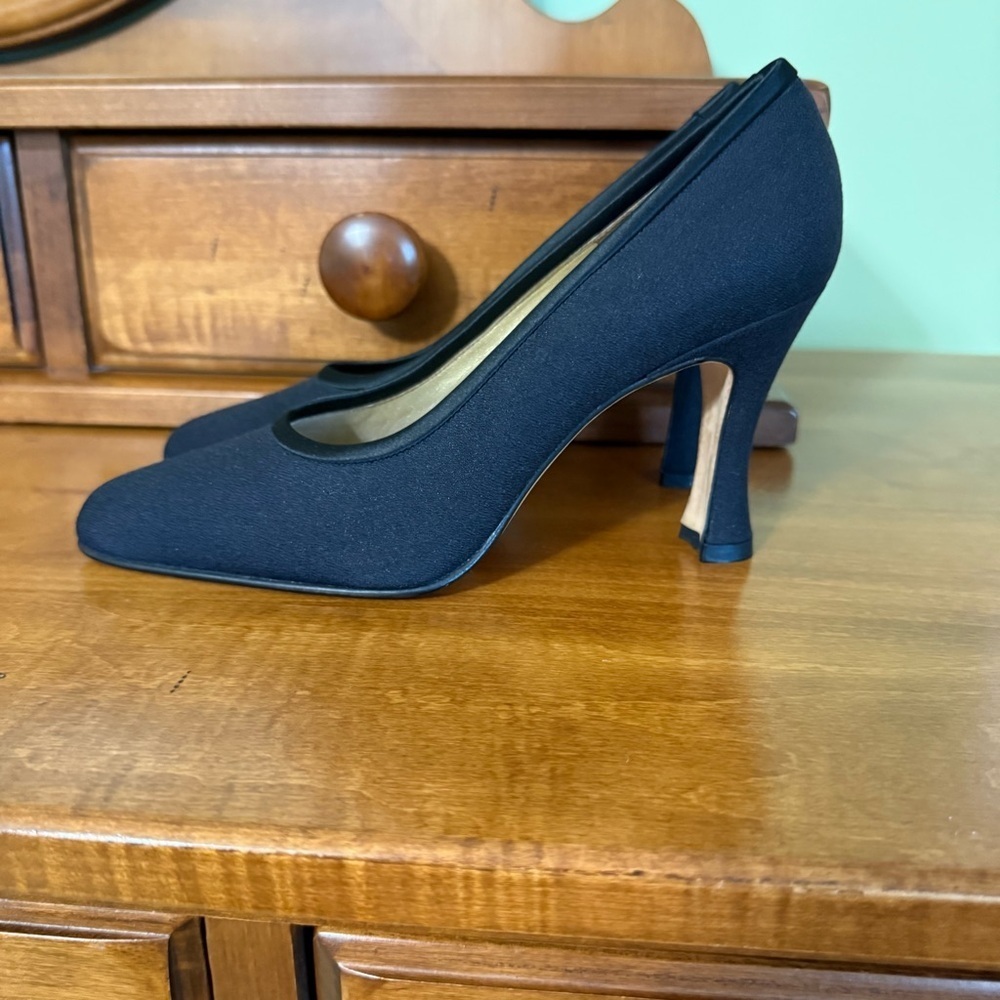 Martinez Valero Classic Black Heels cloth outer pumps closed toe